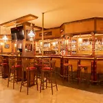 Apartahotel Ar Bolero Park